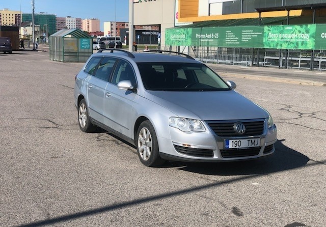 Продам Volkswagen Passat Variant